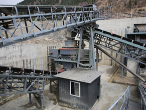 中国有几个石墨矿运河卸石头
