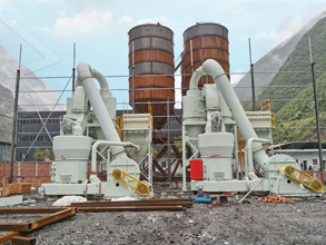 时产350-550吨高三斜霞石河卵石制砂机